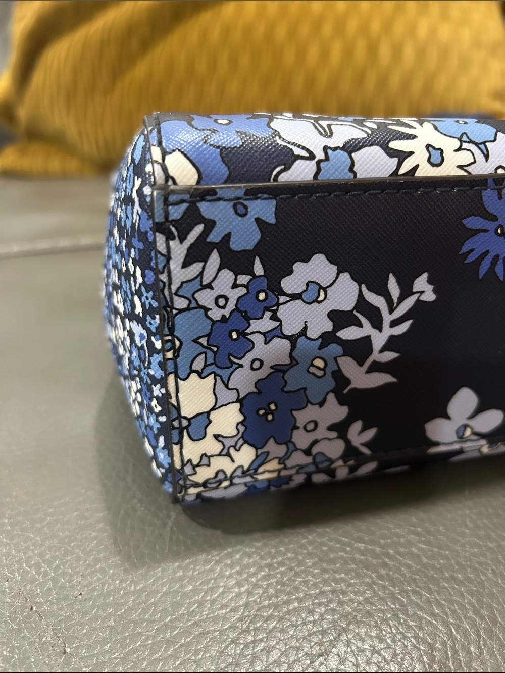 Michael Kors Kellen XS Satchel in a navy and blue floral print - Picture 5 of 12